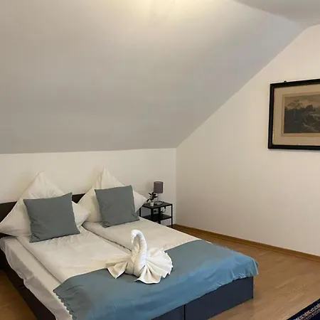 Bright And Stylish Steps Away From The Rhine * Kolonia