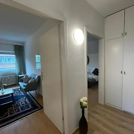 Apartament Bright And Stylish Steps Away From The Rhine