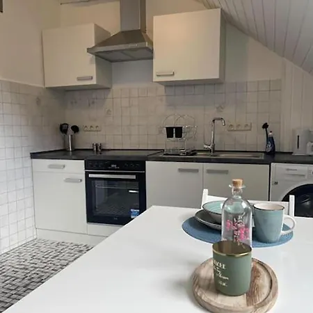 Apartament Bright And Stylish Steps Away From The Rhine Kolonia